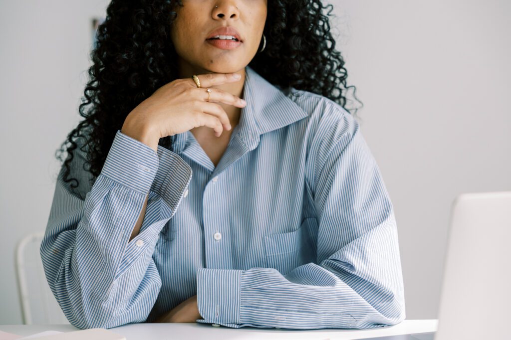 finding your signature style after motherhood - fashion tips - the daily her