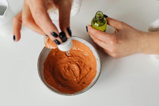 the daily her - diy beauty skincare hacks that work